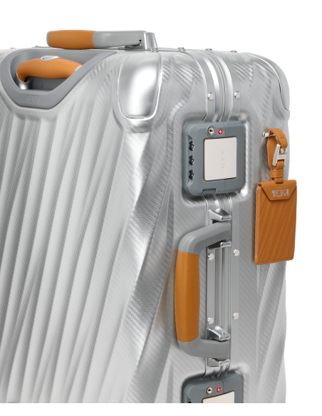 Valise cabine Continental 56 cm TUMI 19 Degree Aluminium texturé Texture Silver, serrures et poignée latérale