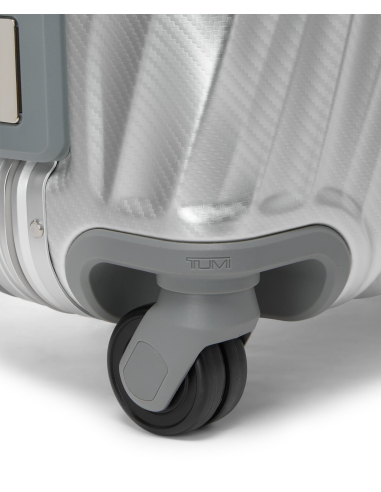 Valise cabine Continental 56 cm TUMI 19 Degree Aluminium texturé Texture Silver, détail d’une roue double