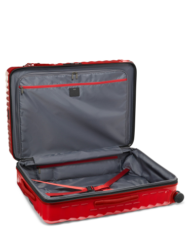 Valise soute extensible Large 76 cm TUMI 19 Degree Red, intérieur ouvert avec séparateur zippé