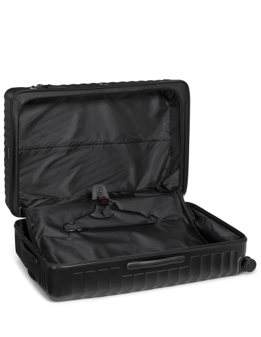 Valise soute XXL 85 cm TUMI 19 Degree Texture Black Texture, intérieur ouvert avec cintre présenté