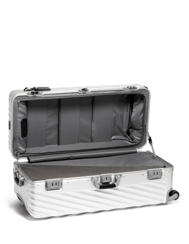 Valise Trunk XL 87 cm TUMI 19 Degree Aluminium Silver, compartiments ouverts et sangles de maintien