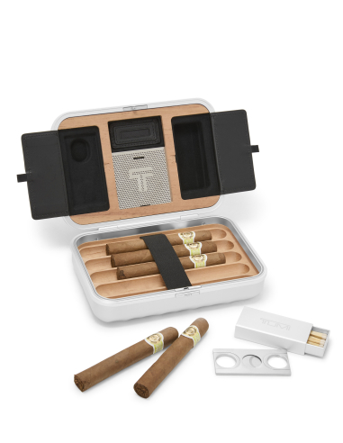 Étui à cigares TUMI 19 Degree Aluminium Silver, intérieur avec cigares et accessoires présentés