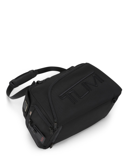Sac de golf convertible TUMI Alpha Black, vue de dessus et bandoulière