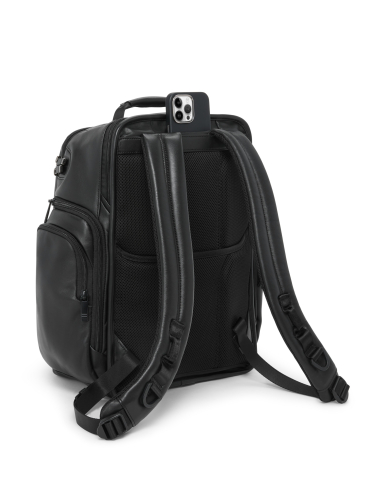 Sac à dos Brief Pack® TUMI Alpha Black, vue arrière avec bretelles et poche téléphone