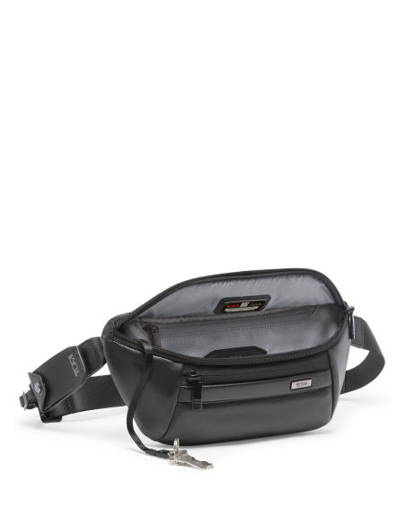 Sac sling ceinture TUMI Alpha Black, compartiment principal ouvert