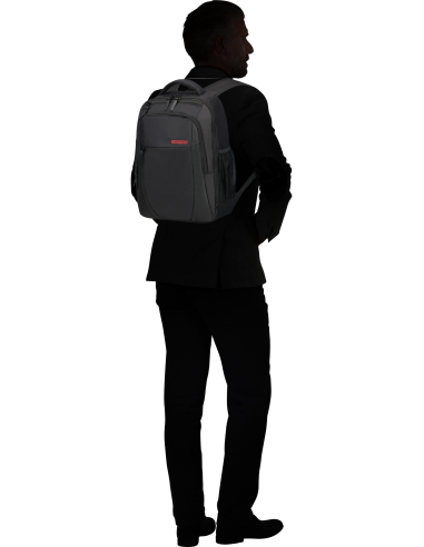Sac à dos PC 15,6 pouces American Tourister Urban Groove Noir, porté sur le dos