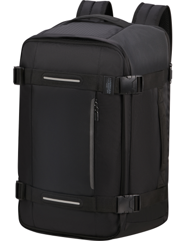 Sac à dos voyage PC 15,6 pouces American Tourister Urban Track Asphalt Black, vue de trois quarts