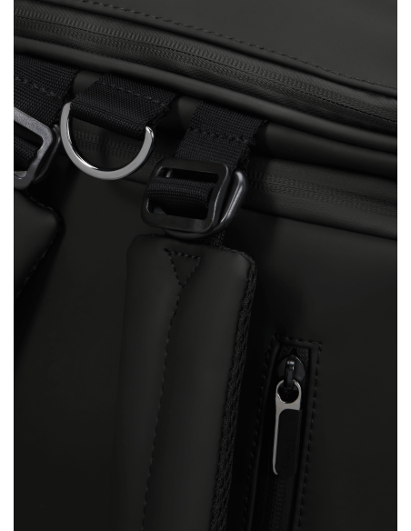 Sac à langer 2.0 Lipault Lost In Berlin Noir, attaches des bretelles