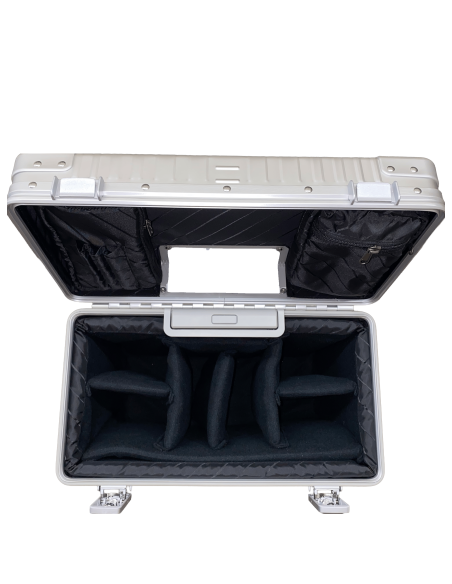 Pilot case photo aluminium ALEON Platinum, insert rembourré et deux poches dans le couvercle