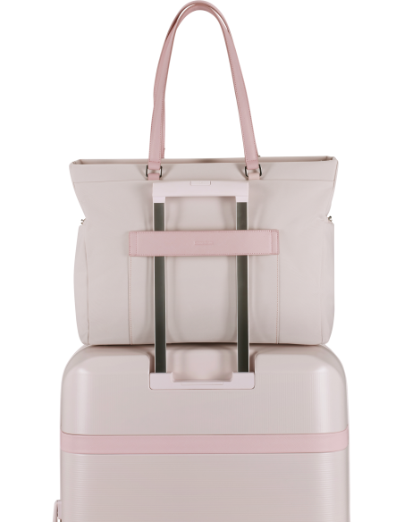 Cabas ordinateur 14,1 pouces Samsonite Image Biz Rose, posé sur une valise