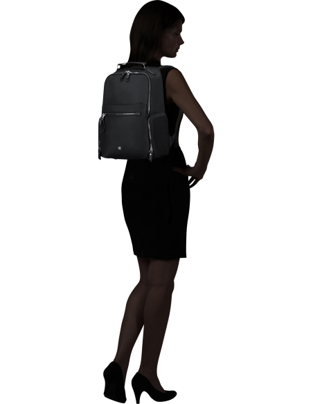Sac à dos Round 15,6 pouces Samsonite Karissa Evo Noir, porté sur le dos