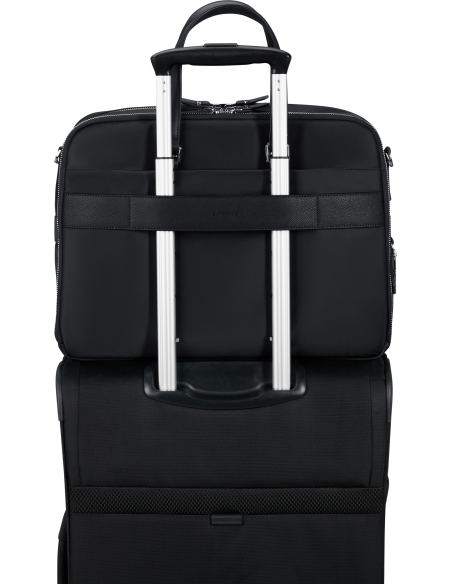 Sacoche 2 compartiments 15,6 pouces Samsonite Karissa Evo Noir, fixée sur une valise