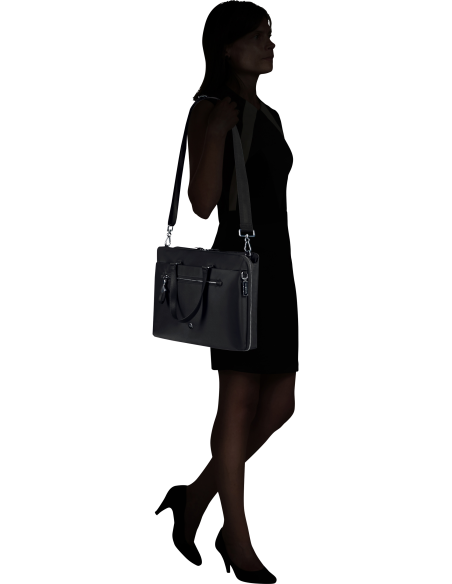 Sacoche Slim 15,6 pouces Samsonite Karissa Evo Noir, portée à l’épaule