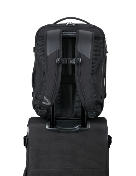 Sac à dos sous-siège S 15,6 pouces Samsonite Roadseeker Deep Black, fixé sur une valise