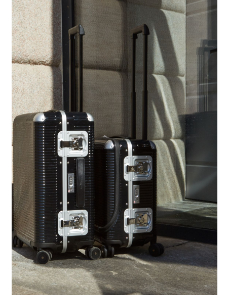 Valises FPM BANK LIGHT Licorice Black : plusieurs formats en situation