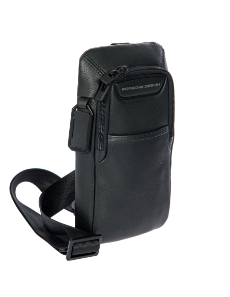 Sac porté croisé Porsche Design Roadster Leather Evo Noir, vue de trois quarts