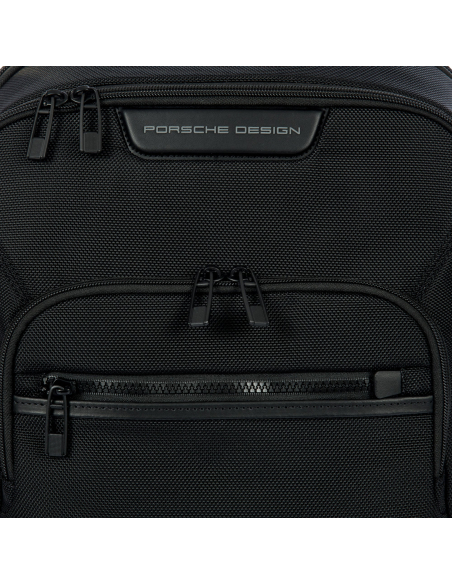 Sac à dos XS Porsche Design Roadster Nylon Evo Noir, détail des finitions et du logo