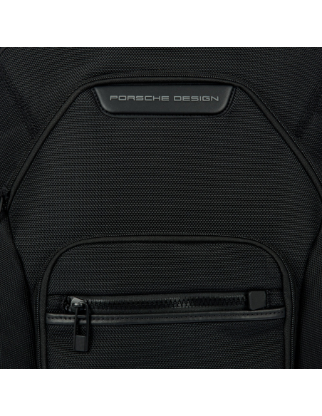 Sac à dos L Porsche Design Roadster Nylon Evo Noir, détail des finitions et du logo