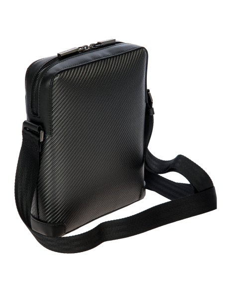 Sac bandoulière vertical Porsche Design Carbon Noir, vue de trois quarts arrière