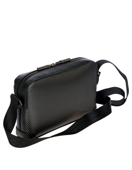 Sac bandoulière horizontal Porsche Design Carbon Noir, vue de trois quarts arrière
