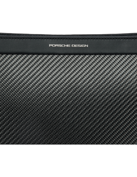 Housse ordinateur Porsche Design Carbon Noir, détail du tissage et du logo