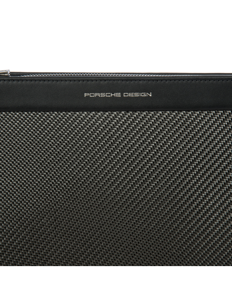Pochette à dragonne Porsche Design Carbon Noir, détail du tissage et du logo
