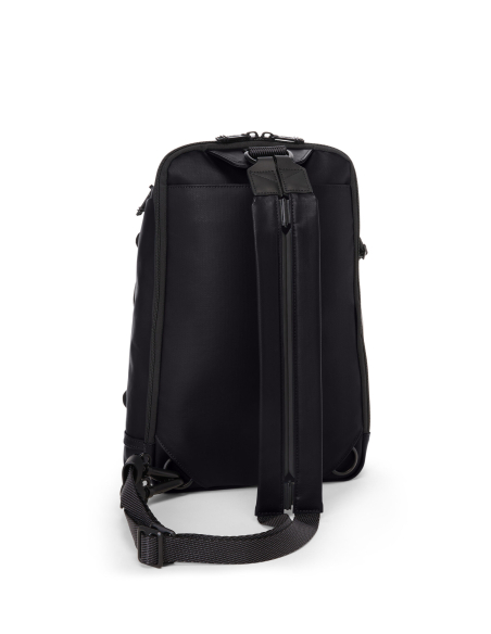 Sac convertible en cuir TUMI Alpha Bravo Knight Black, vue arrière avec bretelles réunies