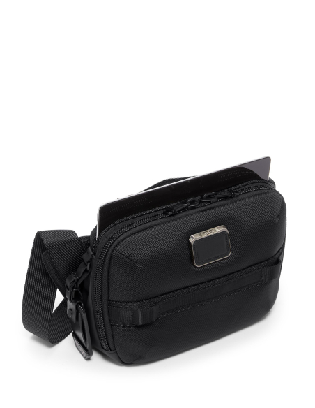 Sac bandoulière TUMI Alpha Bravo Ranger Black, compartiment principal ouvert, vue de trois quarts