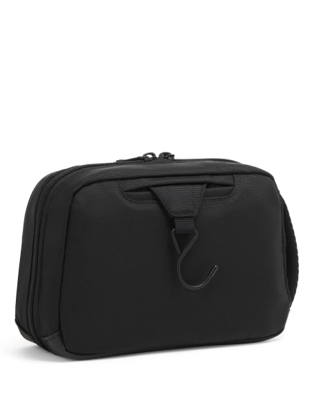 Trousse de toilette en nylon TUMI Alpha Bravo Response Black, vue arrière avec crochet de suspension