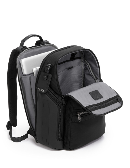 Sac à dos en nylon TUMI Alpha Bravo Search Black, compartiment principal ouvert avec ordinateur