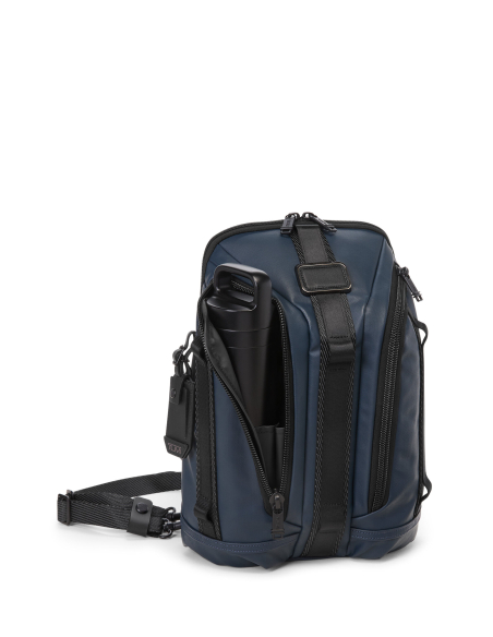 Sac convertible toile enduite TUMI Alpha Bravo Knight Navy Coated Canvas, poche latérale ouverte avec bouteille