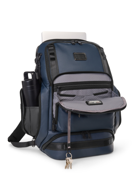 Sac à dos toile enduite TUMI Alpha Bravo Renegade Navy Coated Canvas, poches ouvertes avec ordinateur et clés