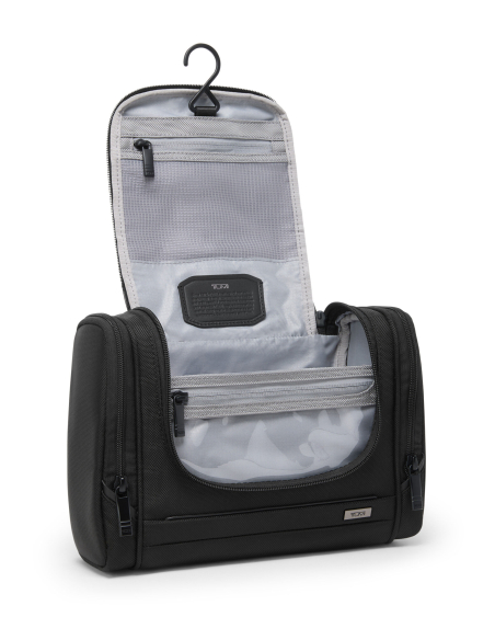 Trousse de toilette à suspendre en nylon TUMI Alpha Black, trousse ouverte avec crochet et rangements