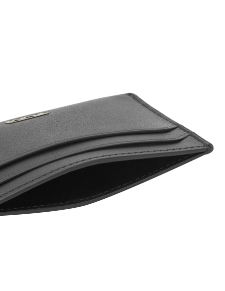 Nassau Black Smooth : détail de l’ouverture de la poche plate