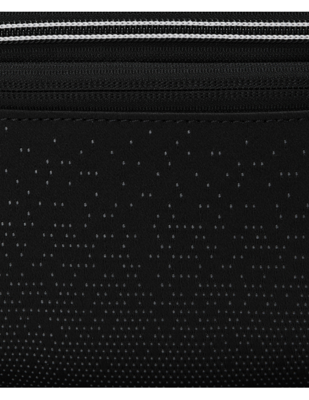 Sac porté croisé Ignition TUMI McLaren Night Galaxy, détail du jacquard et de la fermeture