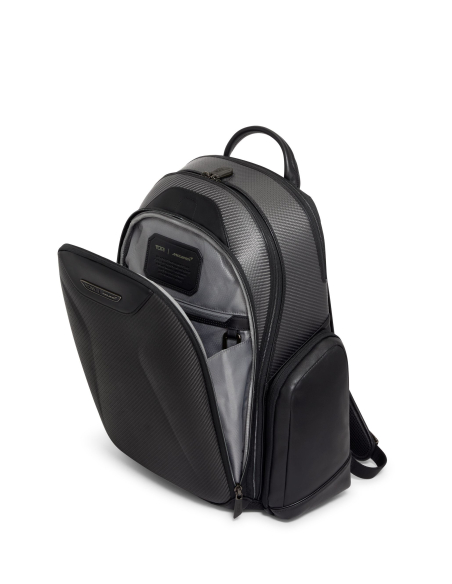 Sac à dos Paddock carbone TUMI McLaren Carbon, poche avant ouverte avec téléphone
