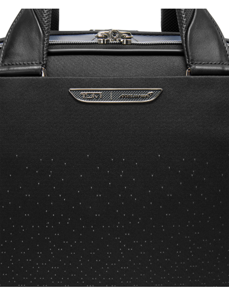 Sac de voyage Quantum TUMI McLaren Night Galaxy, détail du jacquard et du logo