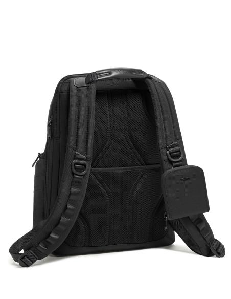 Pochette pliable Modular TUMI Black, pochette repliée sur une bretelle de sac à dos