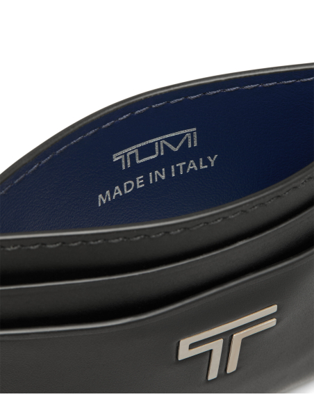 Porte-cartes Slim TUMI Turin Black Noir, détail du cuir et du marquage intérieur