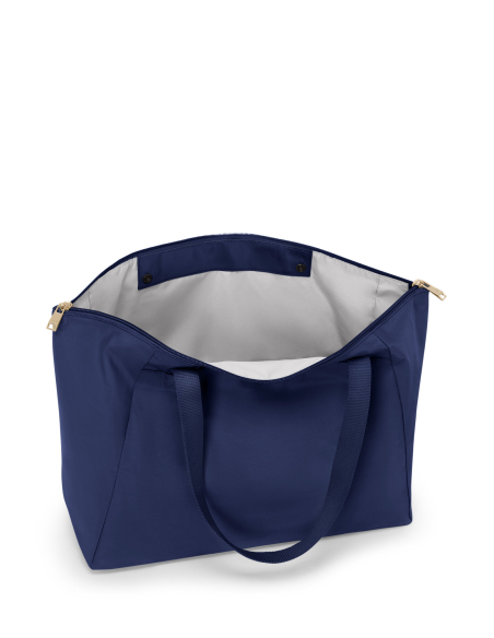 Cabas pliable Medium Just In Case TUMI Indigo/Light Gold, compartiment principal ouvert