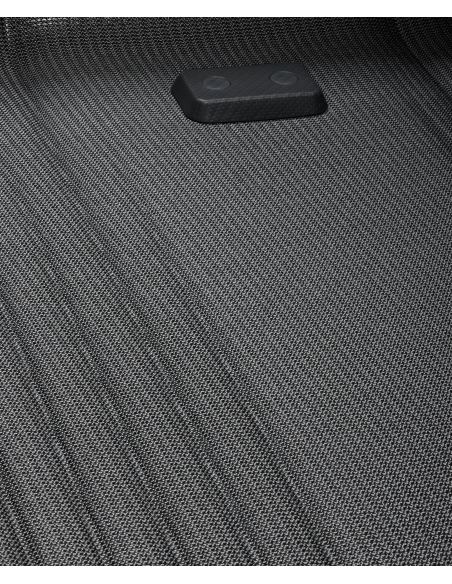 Valise cabine extensible TUMI Latitude 55 cm Carbon Black, gros plan sur la texture de la coque