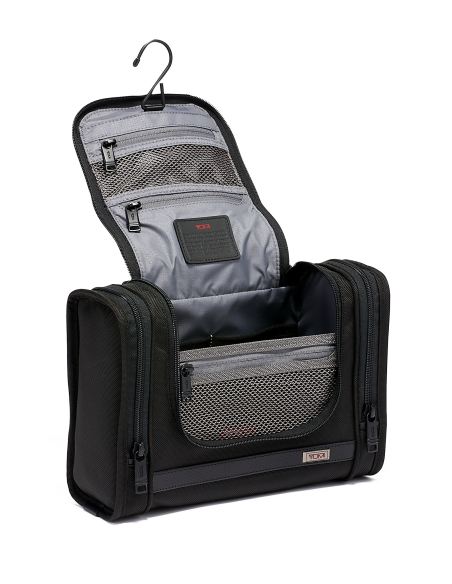 Trousse de toilette à suspendre TUMI Alpha Black, trousse ouverte avec crochet et poches intérieures