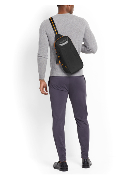 Sac porté croisé Torque à face moulée TUMI McLaren Black, sac porté en travers du dos