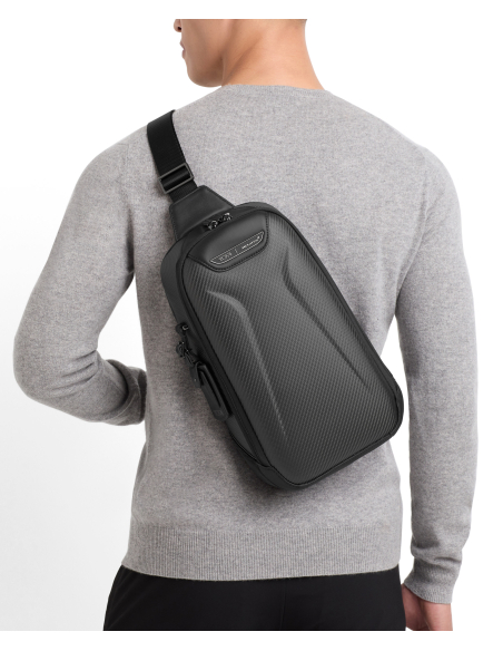 Sac porté croisé Torque avec panneau carbone TUMI McLaren Carbon, sac porté sur le dos