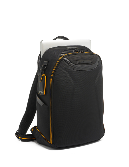 Sac à dos Velocity à face moulée TUMI McLaren Black, accès séparé avec ordinateur illustratif