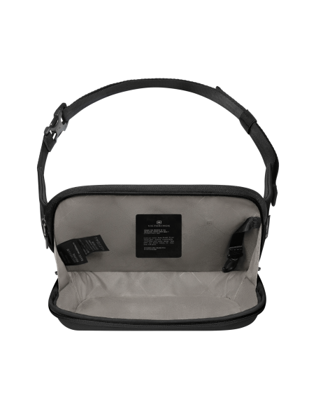 Compartiment principal ouvert du sac banane – Victorinox Altmont Modern Noir
