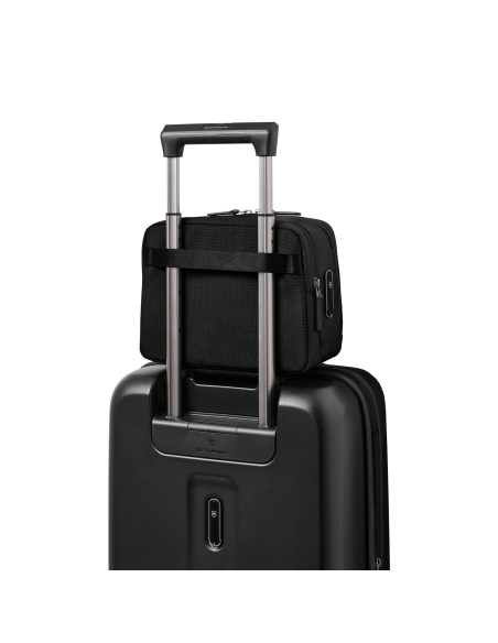 Trousse de toilette Victorinox Mythic 19 cm Noir – installée sur une valise