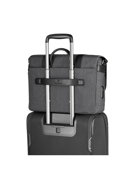 Passant installé sur une valise — besace 14 pouces Victorinox Architecture Urban2 — Grey / Black