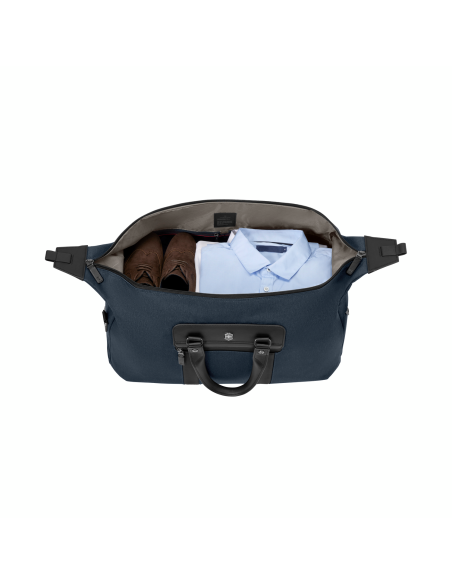 Intérieur avec vêtements — sac de voyage Weekender 30 cm Victorinox Architecture Urban2 — Blue / Black