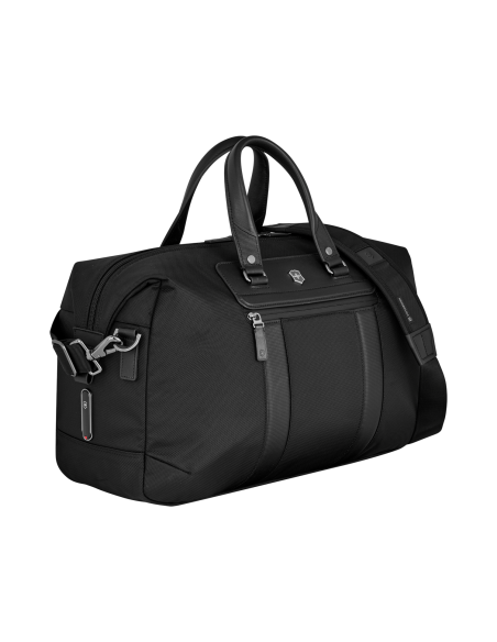 Vue de trois-quarts avec bandoulière — sac de voyage Compact Weekender 28 cm Victorinox Architecture Urban2 — Noir